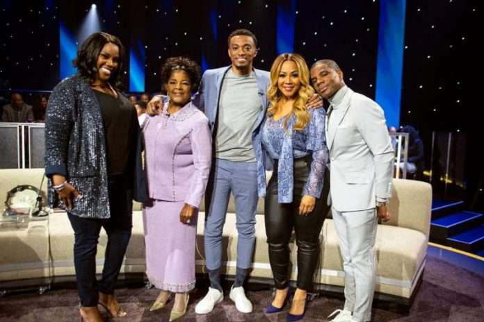 Shirley Caesar Guest Stars sur BET amp 039 SUNDAY