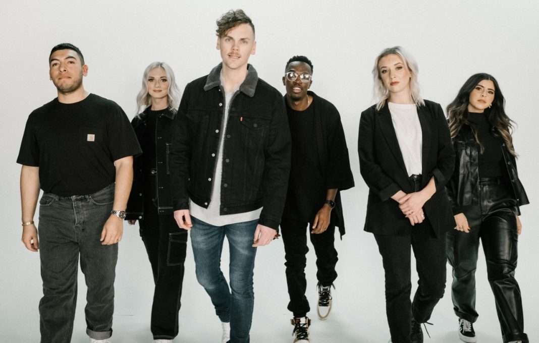 Elevation Worship Nouvel album live 039 Graves Into